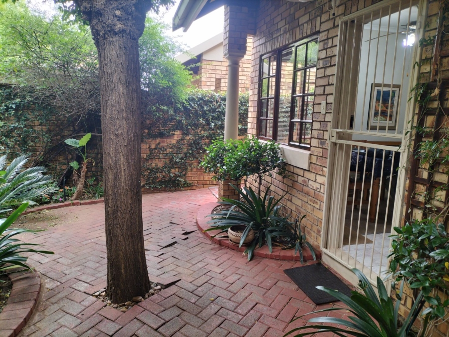 3 Bedroom Property for Sale in Langenhovenpark Free State